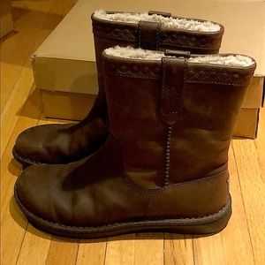 Brand New Men’s Ugg Brown Leather Winter Boots